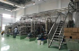 選擇化工廠廢水處理設(shè)備需要注意什么？